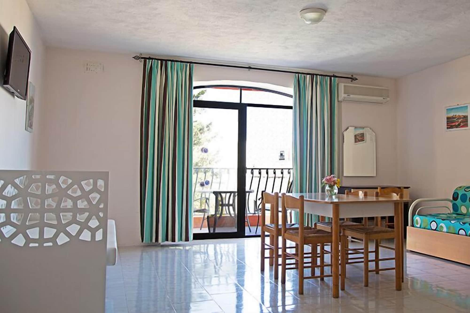 Aparthotel White Dolphin Complex Qawra Exteriér fotografie