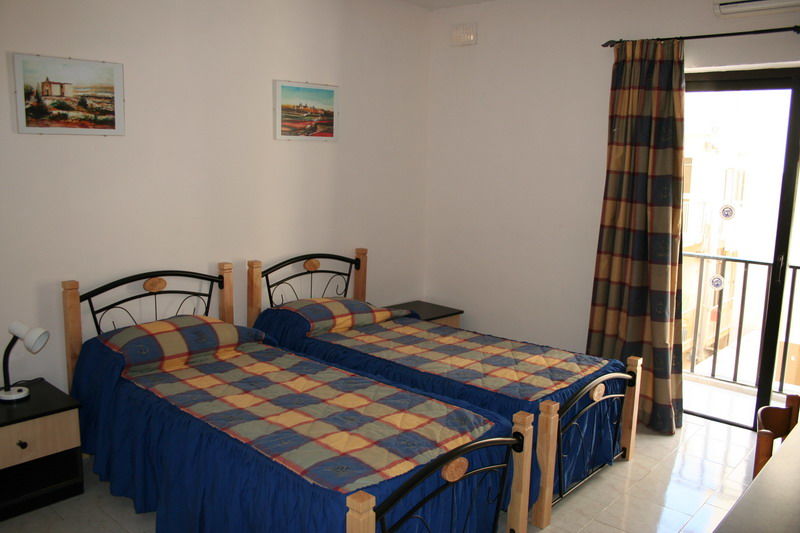 Aparthotel White Dolphin Complex Qawra Exteriér fotografie